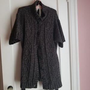Warm cardigan/cape